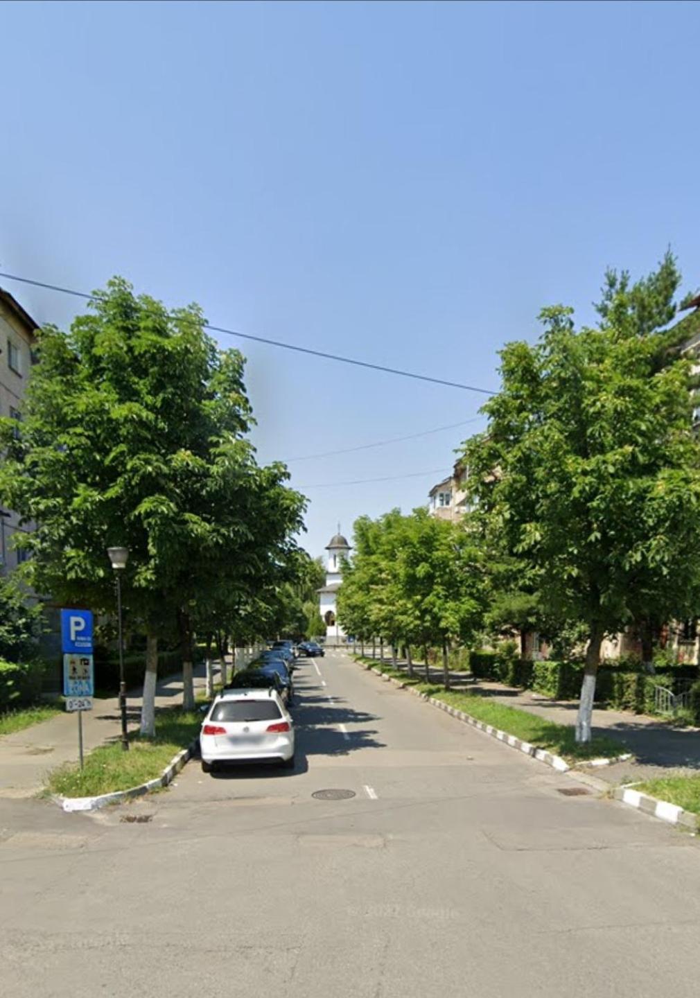 Central Modern View Ap Râmnicu Vâlcea Exteriör bild